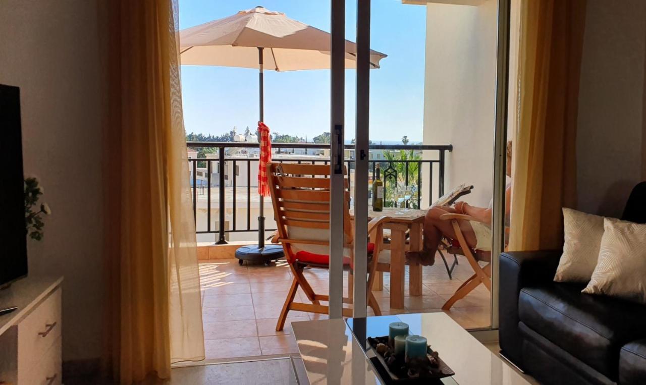 Petras Cozy Nest, 1-Bedroom Apt., Paphos-Universal エクステリア 写真